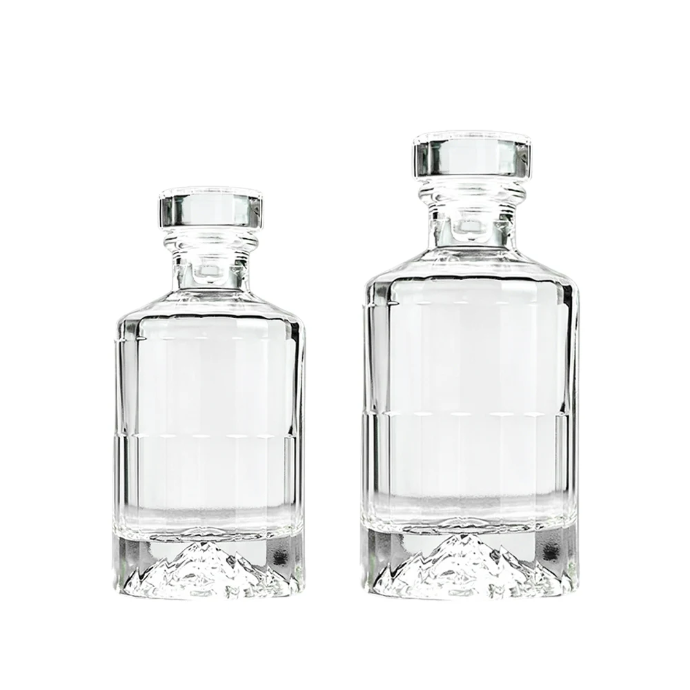 زجاجات مشروبات كحولية فاخرة